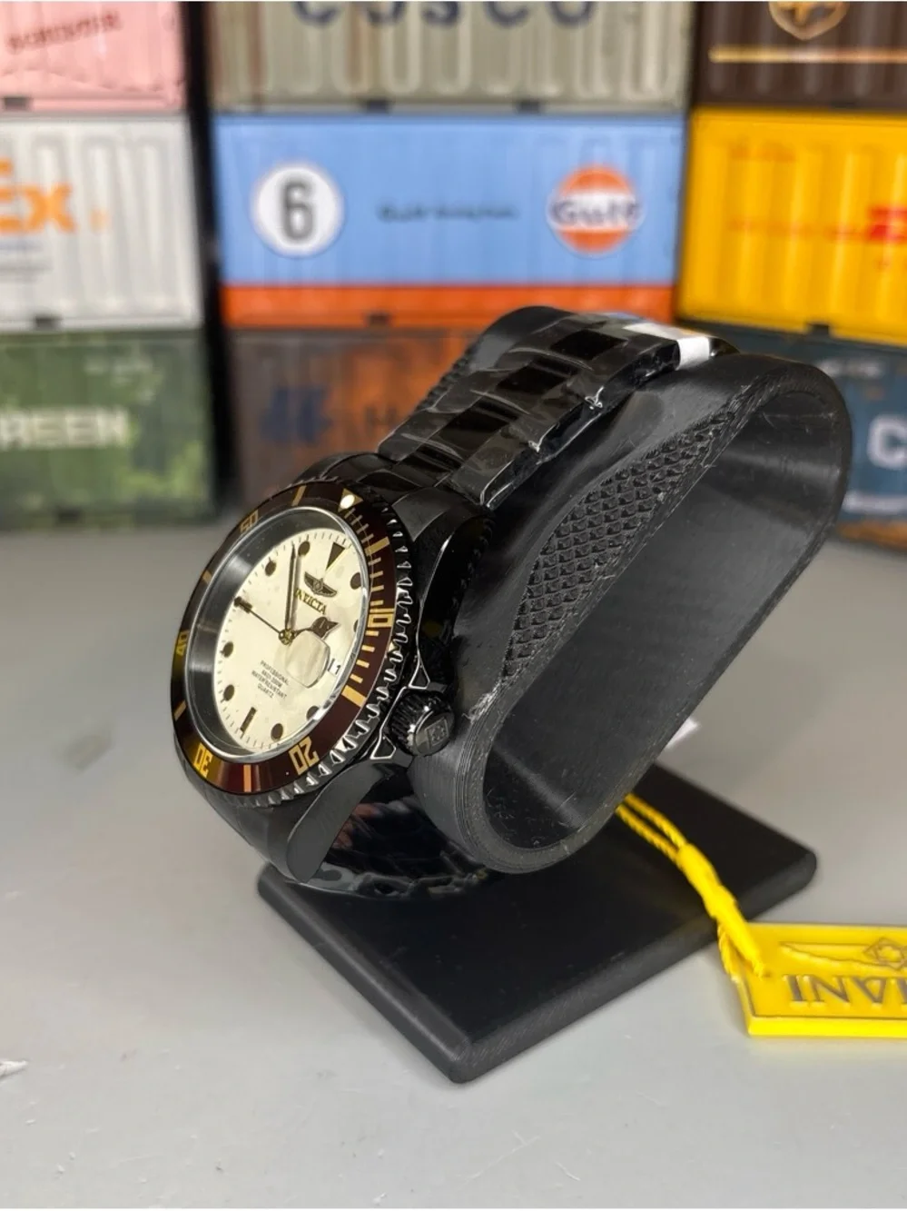 Invicta Pro Diver Black Bracelet Watch with Cream Dial and brown bezel 40mm